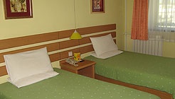 -- - Home Inn(Beijing Zuojiazhuang)