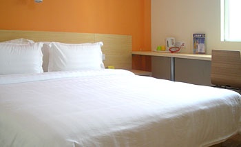 Guest Room - 7 Days Inn (Beijing Tian`anmen)