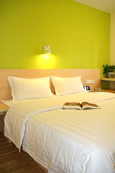 Guest Room - 7 Days Inn (Tuanjiehu)