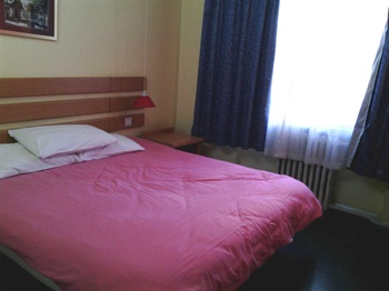  - Home Express Inn(Beijing Jiuxian Bridge 798 Art Park)