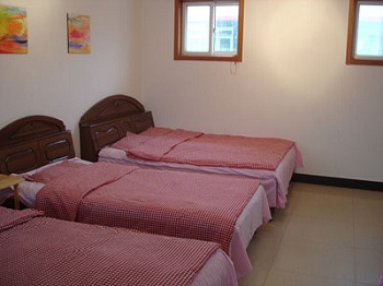 2F 4 Beds Room - Villatel Travel Inn - Beijing