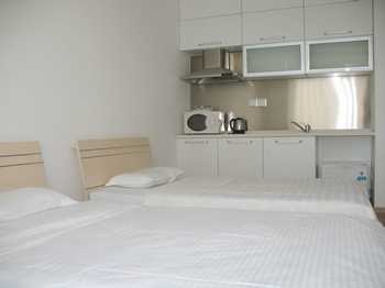 -- - Beijing Qianbaihui Apartment Hotel