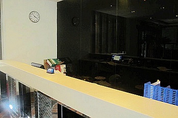 Reception Desk - Beijing Rong Feng Home Hotel Yuquan Road