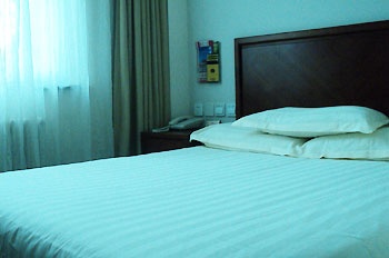 -- - Home Inn Chaoyang North Road - Beijing