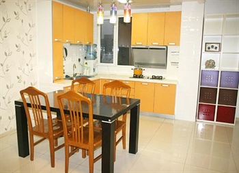  - Vision International Apartment Home Field