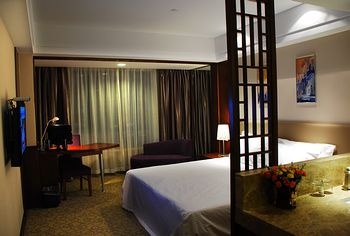 Guest Room - Baolong Homelike Hotel(Shanghai Wusong)