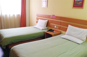  - Home Inn(Shanghai Ouyang Road )