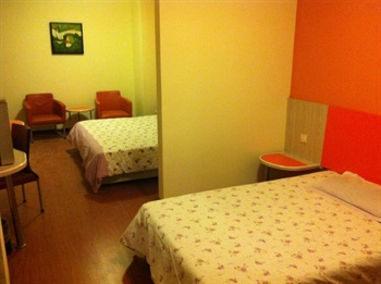  - Motel 168 (Shanghai Tianshan Road)