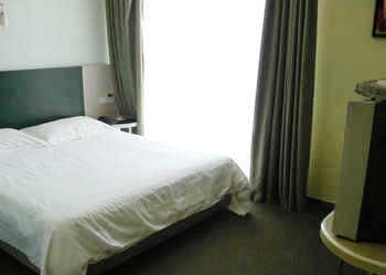 Guest Room - Motel 168 (Shanghai Tianshan Road)