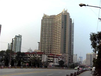  - YiTianXia Hotel  