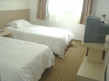 Standard Room - Motel 168 Inn(Shanghai Sinan Road)