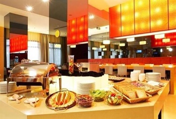  - Holiday Inn Express Shanghai Jinqiao