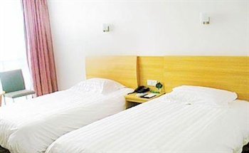  - Motel 168 (Shanghai Caoyang New Village) 