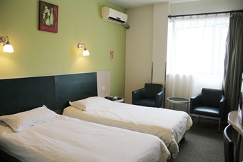  - Motel 168 (Shanghai Kaixuan Road) 