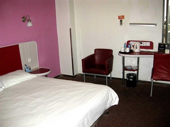  - Motel 168 (Shanghai Kaixuan Road) 