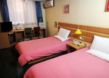  - Home Inn (Shanghai North Bund) 