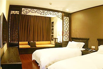 -- - Baolong Homelike Hotel (Shanghai Mudanjiang Road)