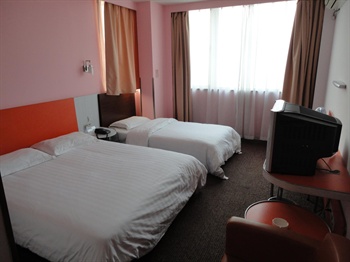  - Motel 168 Inn(Shanghai Zhong Chun Road)