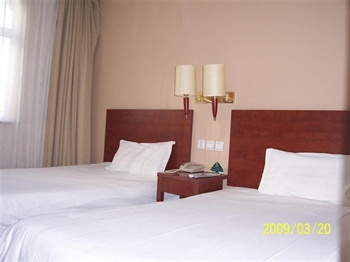  - GreenTree Inn Shanghai Dapu Express Hotel