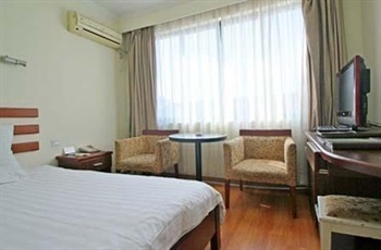  - GreenTree Inn (Shanghai Longhua)