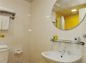  - Home Inn (Shanghai Xujiahuiwanping Road(S))