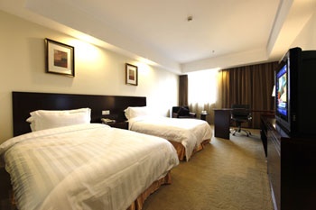 -- - Green Tree Inn Shanghai Pusan Road