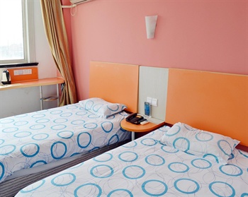  - Motel 168 (Shanghai Kangqiao Road)