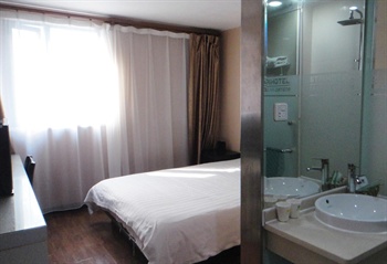  - Jitai Hotel Chain at Siping Road Tongji University - Shanghai