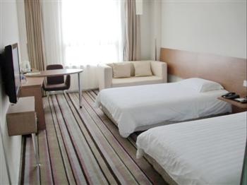 -- - Motel 168 (Shanghai Pudong Zhangjiang Road) 