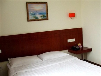  - Shanghai Guisong Hotel