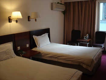 Guest Room - Shanghai Haizhixing Holiday Hotel