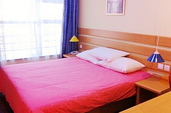 -- - Home Inn  Shanghai Waigaoqiao Free Trade Zone