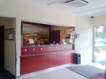 Reception Desk - Hanting Express  Shanghai Jiading Yecheng Road