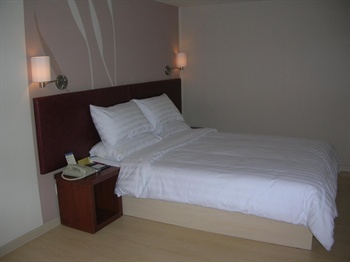  - Piao Home Inn (Beijing Jianguomen)