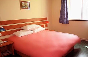 Guest Room - Home Inn Jinghai 