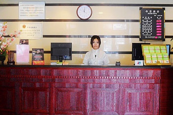 Reception Desk - Tianjin Ding Express Hotel