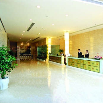 Lobby - Green Vogue Hotel 