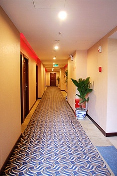 Corridor - Ruitian Business Hotel 