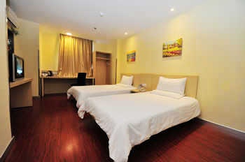 -- - Hanting Express Three Gorges Square - Chongqing