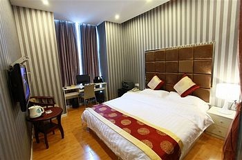 -- - Chongqing Peng Feng Hotel