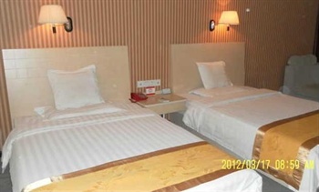  - Chongqing Lanzun Business Hotel