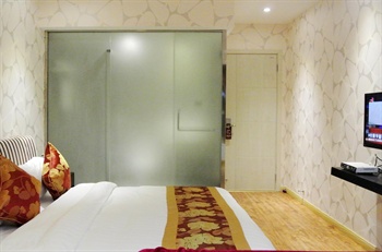  - Pintu Hotel