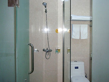 Bathroom - Shijiazhuang Hi-tech International Youth Hotel