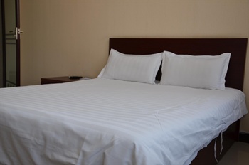  - Shijiazhuang Yinlong Express Hotel