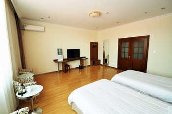 -- - Shijiazhuang Jiajia Business Hotel