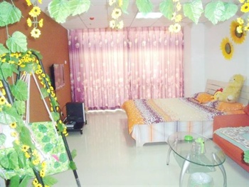  - Shijiazhuang Love Nest Theme Apartment Hotel