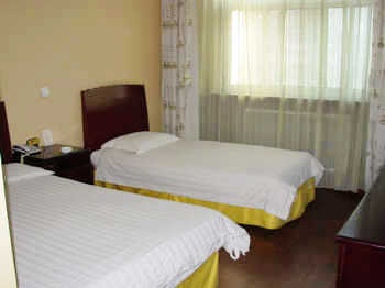 -- - Chengde Pudu Express Hotel Dongxing Road