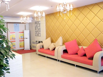  - Chengde Baifenbai Business Hotel