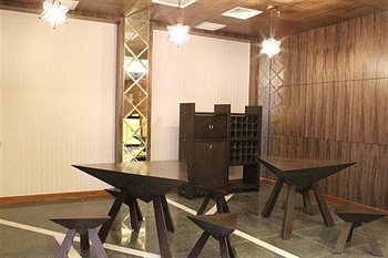  - Chengde No. 1 Yuan Business Hotel