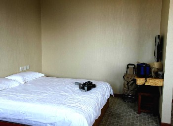  - Chengde No. 1 Yuan Business Hotel